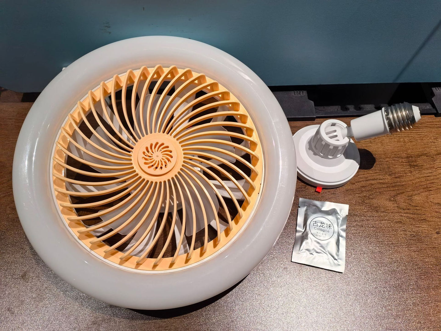 🌀 Ventilador de Techo LED con Mando a Distancia E27 | Silencioso y Eficiente